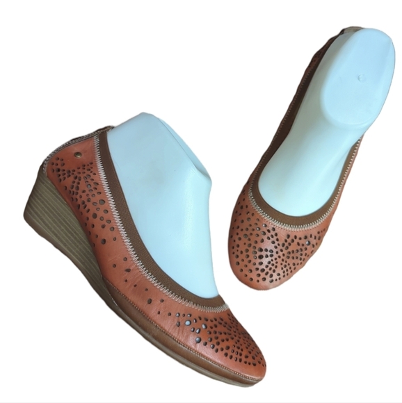 Pikolinos leather brown  perforated comfy soft low slip on wedges. Sz 38 US 8 - Picture 8 of 13